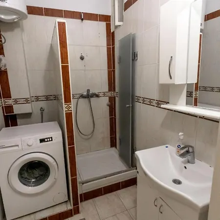 Hostel B 52 *